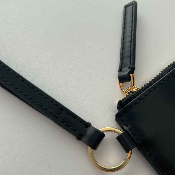 Madewell Black Leather Wristlet Waller - Picture 2 of 7
